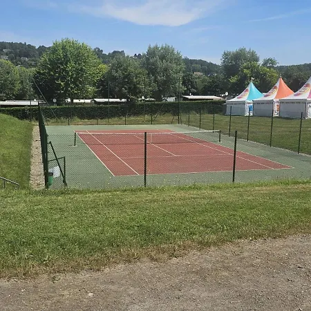 Mobil-home 4 Personnes Dans 5 Etoiles Proche De La مكان تخييم *