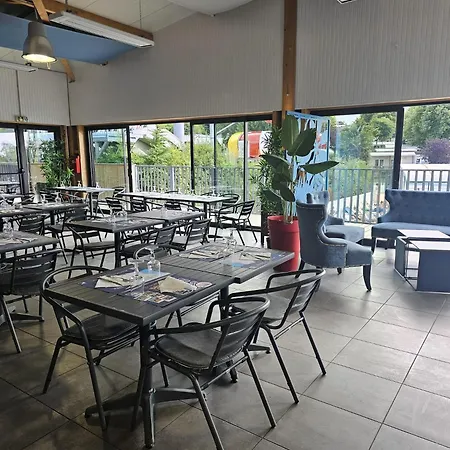 Mobil-home 4 Personnes Dans 5 Etoiles Proche De La