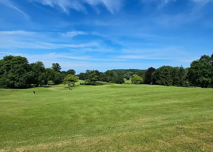 Campingplads Mobil-home 4 Personnes Dans 5 Etoiles Proche De La *