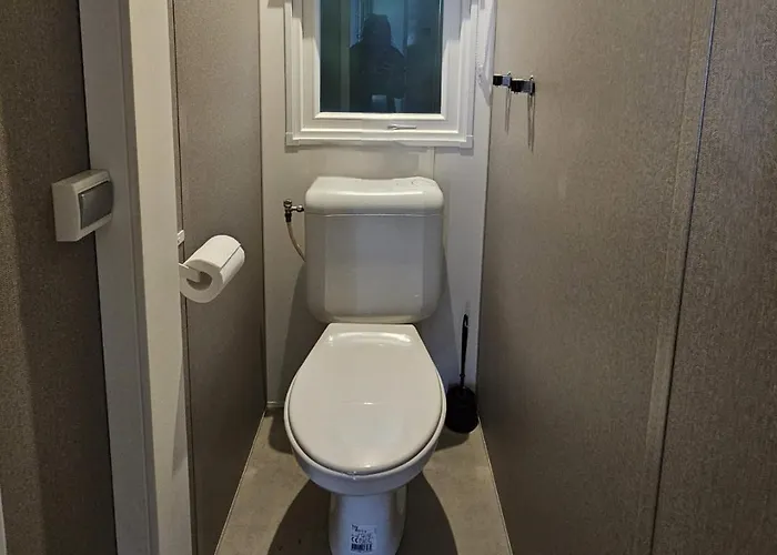 Mobil-home 4 Personnes Dans 5 Etoiles Proche De La Campingplads