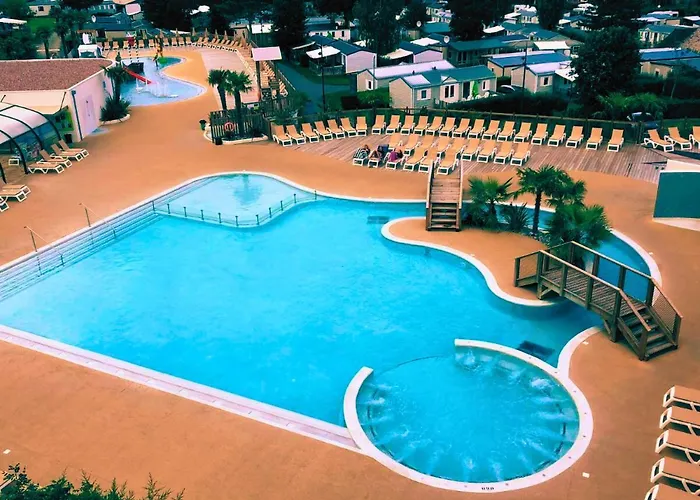 Mobil-home 4 Personnes Dans 5 Etoiles Proche De La Kemping *