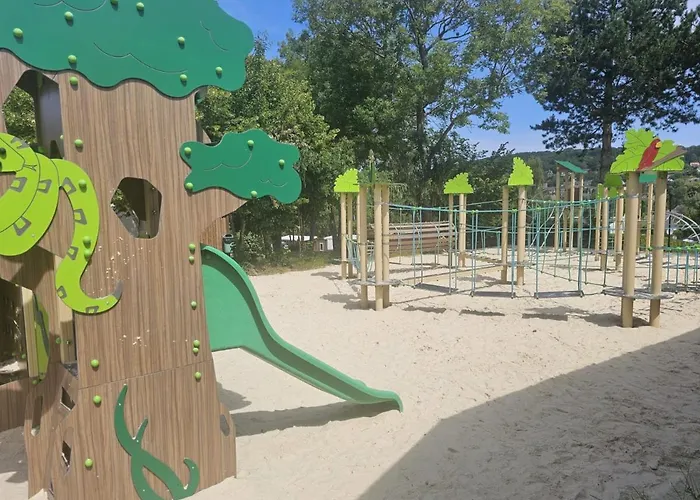 Mobil-home 4 Personnes Dans 5 Etoiles Proche De La Kemping *